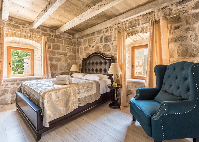 Heritage Palace Varos Hotel 4*