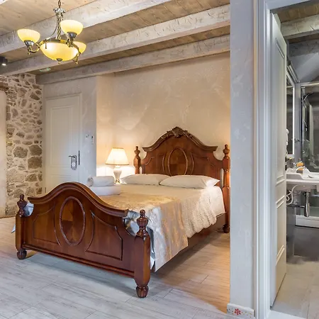 Heritage Palace Varos 4*