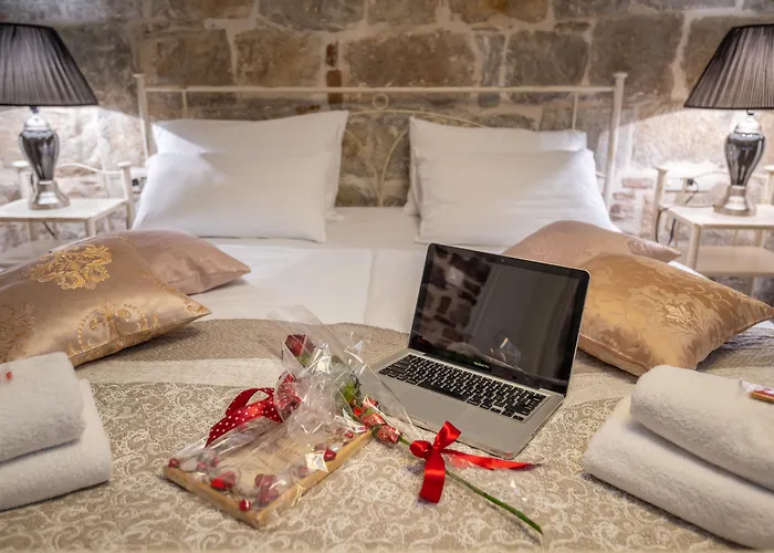 Heritage Palace Varos Otel