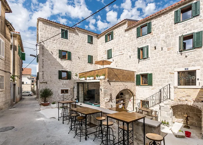 Heritage Palace Varos Otel