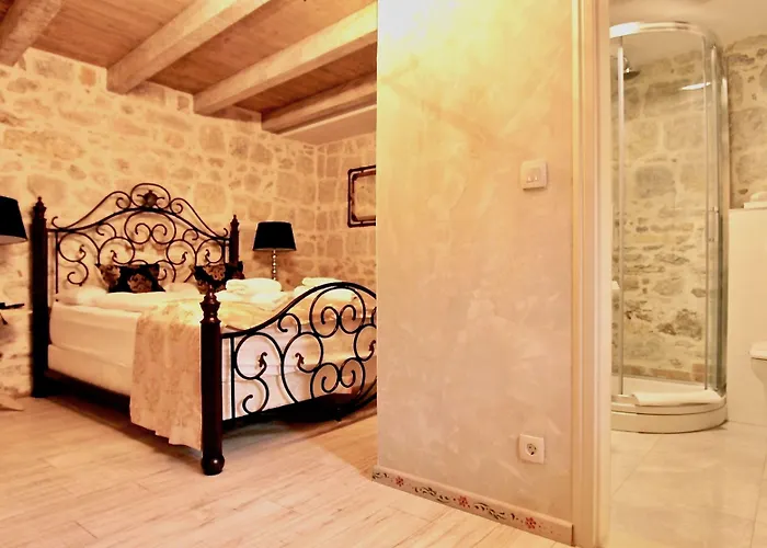 Otel Heritage Palace Varos