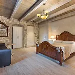 Hotel Heritage Palace Varos 4*