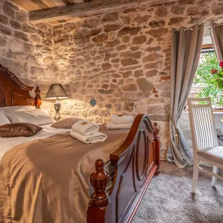 Heritage Palace Varos - Mag Quaint & Elegant Boutique Split