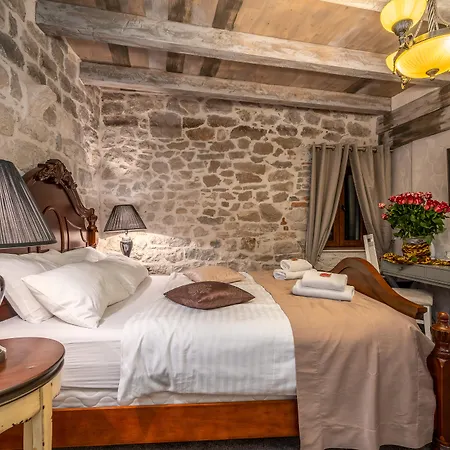 Hotel Heritage Palace Varos - Mag Quaint & Elegant Boutique