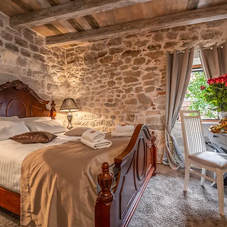 Heritage Palace Varos - Mag Quaint & Elegant Boutique Split