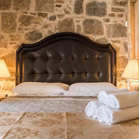 Heritage Palace Varos - Mag Quaint & Elegant Boutique Hotel