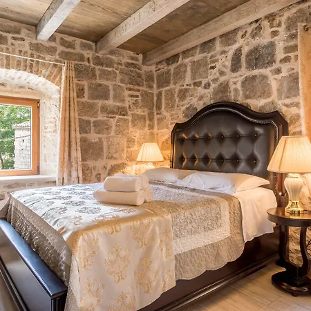 Heritage Palace Varos - Mag Quaint & Elegant Boutique Отель 4*