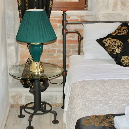 Отель Heritage Palace Varos - Mag Quaint & Elegant Boutique Сплит
