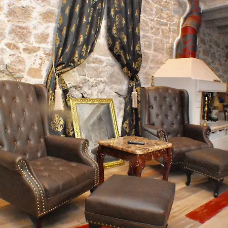 Отель Heritage Palace Varos - Mag Quaint & Elegant Boutique