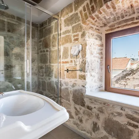 Heritage Palace Varos - Mag Quaint & Elegant Boutique Отель Сплит