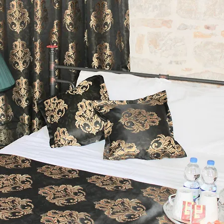 Heritage Palace Varos Σπλιτ