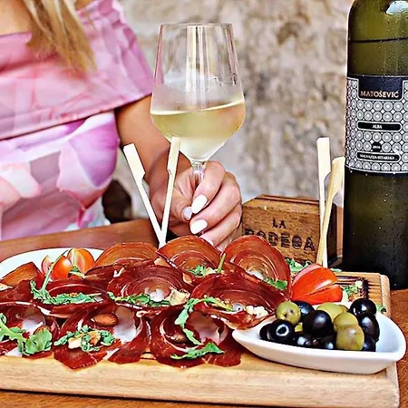 Heritage Palace Varos Σπλιτ