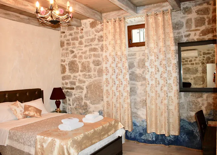 Hotel Heritage Palace Varos